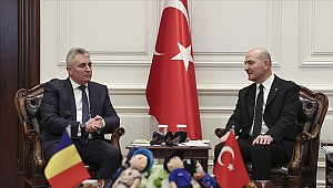 Bakan Soylu, Rumen mevkidaşı Bode ile görüştü İçişleri Bakanı Süleyman Soylu, Romanya İçişleri Bakanı Lucian Bode ile bir araya geldi.