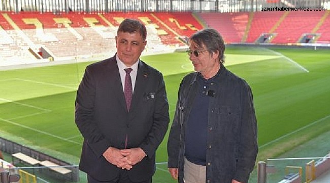 CHP İzmir Büyükşehir Belediye Başkan Adayı Cemil Tugay, Göztepe Spor Kulübü'ne Ziyarette Bulundu
