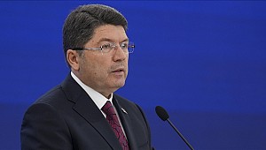 Adalet Bakanı Tunç: Ülkemiz 'Terörsüz Türkiye' hedefi doğrultusunda demokrasi yolunda emin adımlarla yürüyüşünü sürdürecek