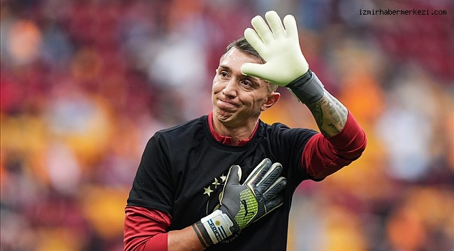 Muslera, İstanbul'dan ayrıldı