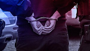 İzmir'de FETÖ operasyonunda 10 şüpheli gözaltına alındı