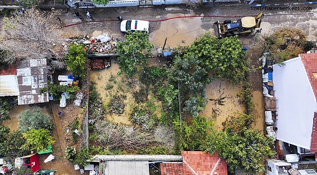 Foça ilçesinde yine sağanak etkili oluyor