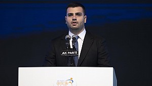 İnan'dan şarkıcı Hadise'ye tepki