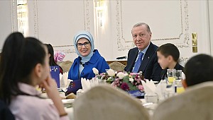 Erdoğan, devlet himayesindeki çocuklarla iftarda bir araya geldi