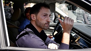 Tedesco, Fenerbahçeli futbolcularla vedalaştı