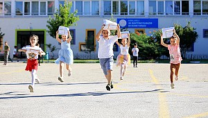 18 milyon öğrenci karnelerini aldı